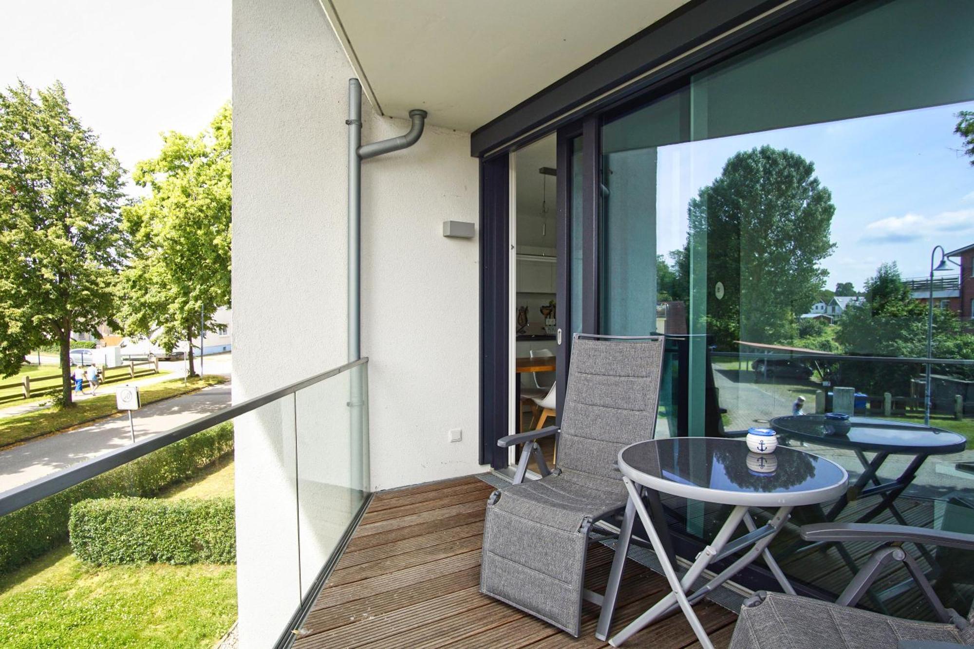 Haus Hafenkieker Fewo 08 - Balkon, Hafenblick 普特布斯 外观 照片